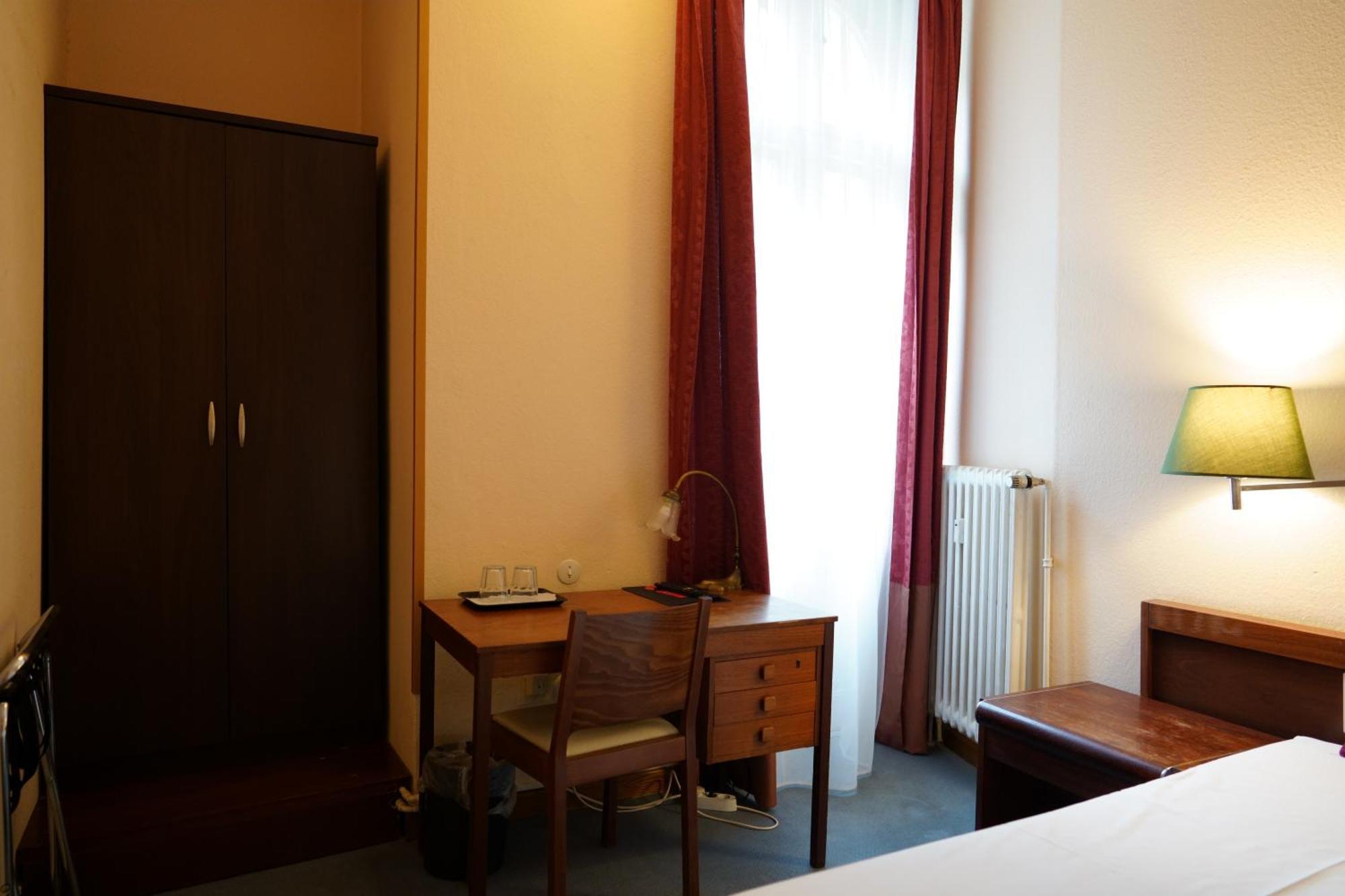 Xantener Eck 2* Berlino