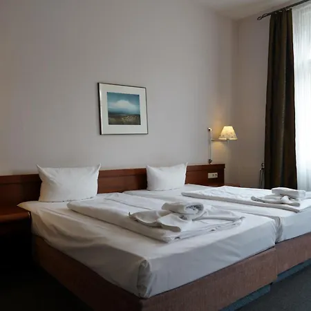 Hotel Pension Xantener Eck Berlin Extérieur photo