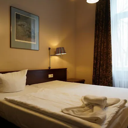Hotel Pension Xantener Eck Berlin Extérieur photo