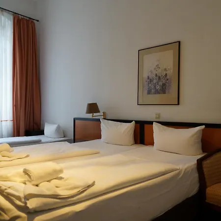 Hotel Pension Xantener Eck Berlin Extérieur photo