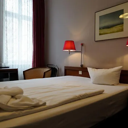 Hotel Pension Xantener Eck Berlin Extérieur photo