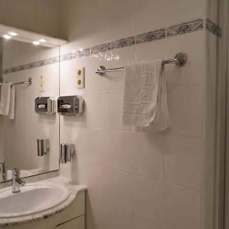Hotel Pension Xantener Eck Berlin Extérieur photo