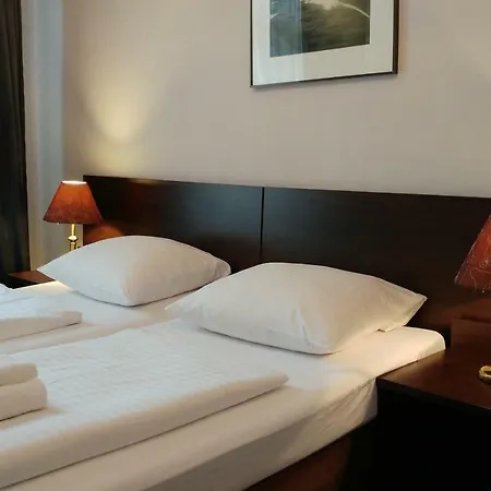Hotel Pension Xantener Eck Berlin Extérieur photo